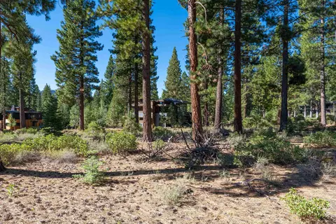 8331 Thunderbird Cir, Truckee, CA 96161 photo 16