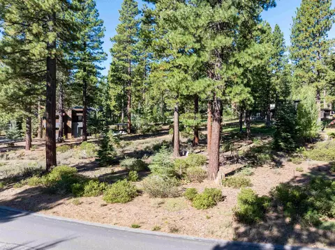 8331 Thunderbird Cir, Truckee, CA 96161 photo 15