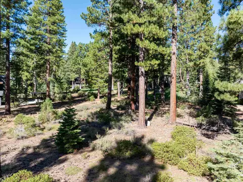 8331 Thunderbird Cir, Truckee, CA 96161 photo 13