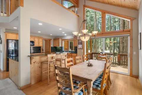 12851 Skiview Loop, Truckee, CA 96161 photo 11