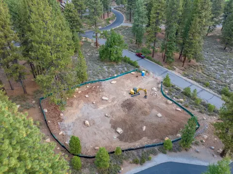 13132 Lookout Loop, Truckee, CA 96161 photo 2