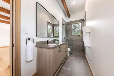 Bath - 225 Smiley Ct, Olympic Valley, CA 96146 photo 5 of 5