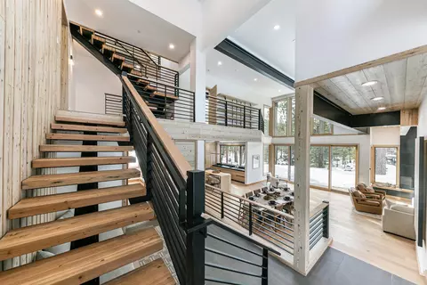 Entry Way - 225 Smiley Ct, Olympic Valley, CA 96146 photo 1 of 2