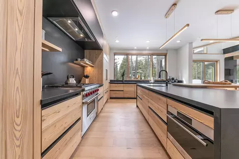 Kitchen - 225 Smiley Ct, Olympic Valley, CA 96146 photo 3 of 3