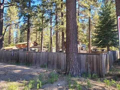 8075 Rainbow Ave, Kings Beach, CA 96143 photo 9