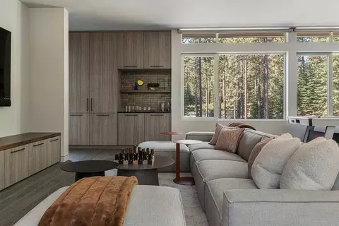 8142 Valhalla Dr, Truckee, CA 96161 photo 25