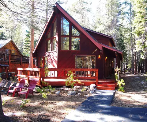 14216 Davos Dr, Truckee, CA 96161