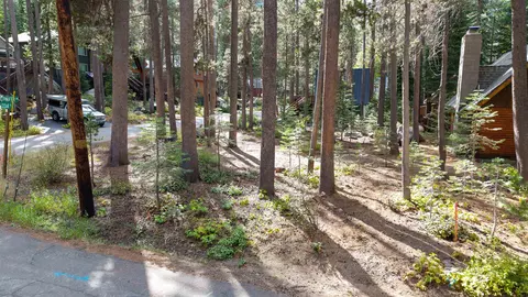 10580 Cedar Dr, Truckee, CA 96161