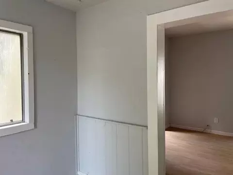 Entry Way - 213 Willow St, Loyalton, CA 96118 photo 2 of 3