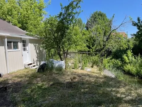 Exterior - 213 Willow St, Loyalton, CA 96118 photo 3 of 3