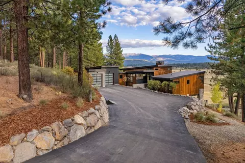 14761 Dry Creek Ct, Truckee, CA 96161