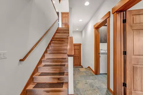 10237 Winter Creek Loop, Truckee, CA 96161 photo 3