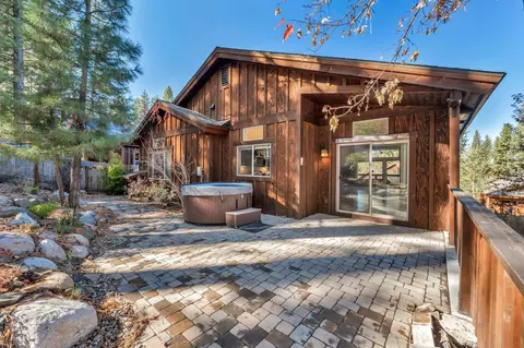 10237 Winter Creek Loop, Truckee, CA 96161 photo 14