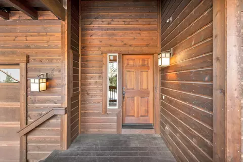 10237 Winter Creek Loop, Truckee, CA 96161 photo 2