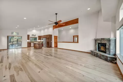 10237 Winter Creek Loop, Truckee, CA 96161 photo 7