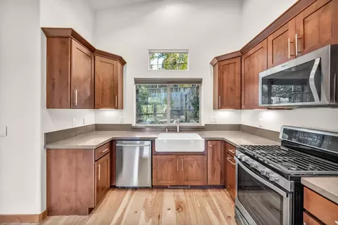 10237 Winter Creek Loop, Truckee, CA 96161 photo 11