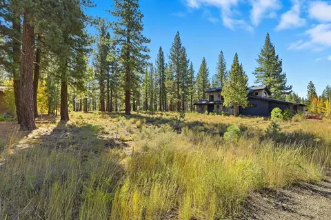 11111 Henness Rd, Truckee, CA 96161 photo 4