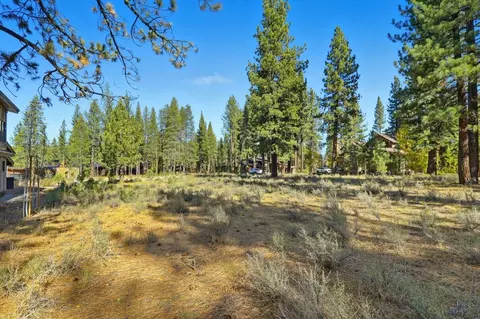 11111 Henness Rd, Truckee, CA 96161 photo 8