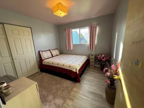 Bedroom - 100 Patterson Ave, Loyalton, CA 96118 photo 5 of 10