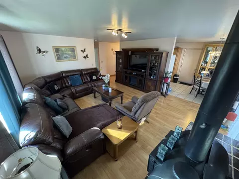 Living - 100 Patterson Ave, Loyalton, CA 96118 photo 1 of 3