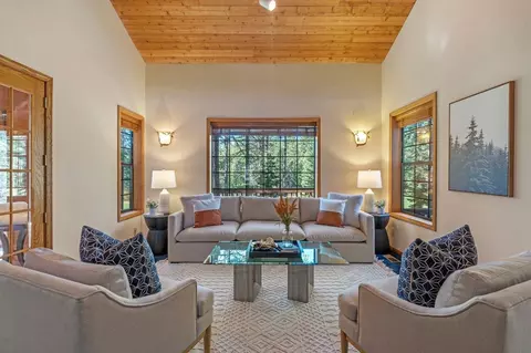 13226 Skiview Loop, Truckee, CA 96161 photo 8