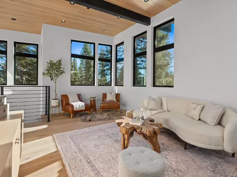 11630 Bottcher Loop, Truckee, CA 96161 photo 24