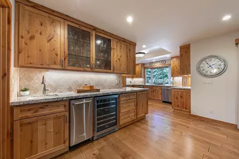 12686 Skiview Loop, Truckee, CA 96161 photo 6