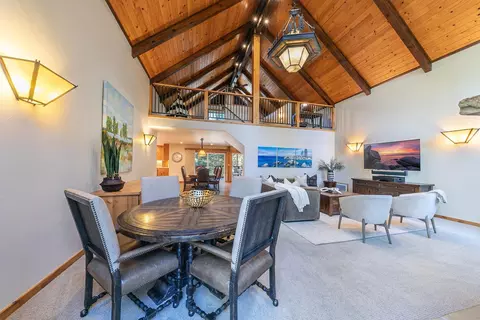12686 Skiview Loop, Truckee, CA 96161 photo 4
