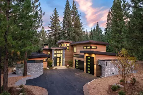 9090 Horned Lark Ct, Truckee, CA 96161