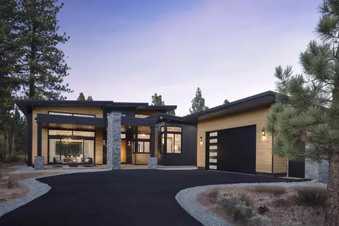 10956 Ryley Ct, Truckee, CA 96161