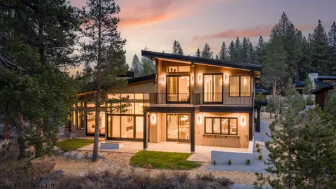 11051 Ghirard Rd, Truckee, CA 96161