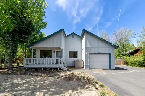 11351 Dorchester Dr, Truckee, CA 96161