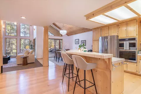 14036 Skiview Loop, Truckee, CA 96161 photo 10