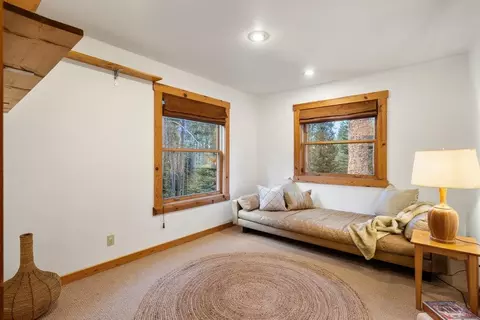 10480 Iris Rd, Truckee, CA 96161 photo 12