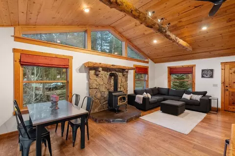 10480 Iris Rd, Truckee, CA 96161 photo 6
