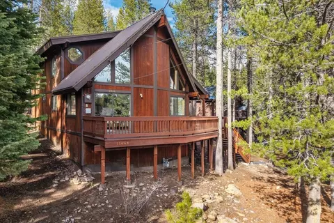 11448 Sun Valley Rd, Truckee, CA 96161