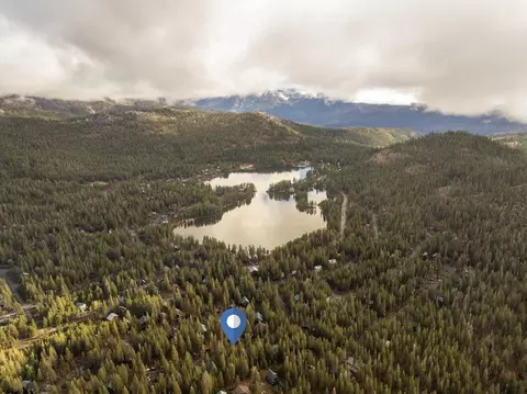6303 Tamarack Way, Soda Springs, CA 95728