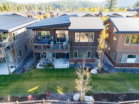 11658 Mcclintock Loop, Truckee, CA 96161 photo 10