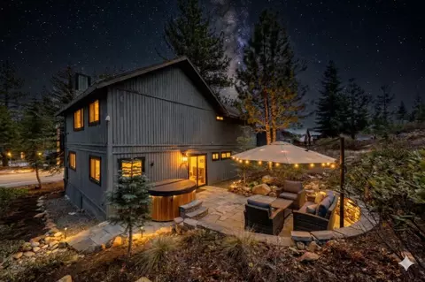 14579 Northwoods Blvd, Truckee, CA 96161