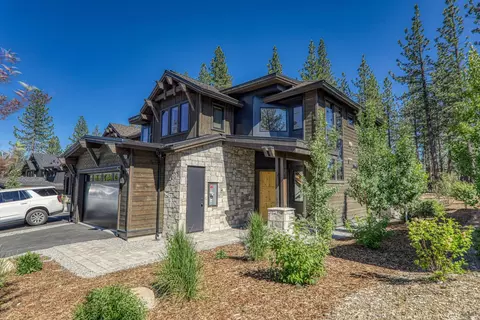 10232 Modane Pl, Truckee, CA 96161