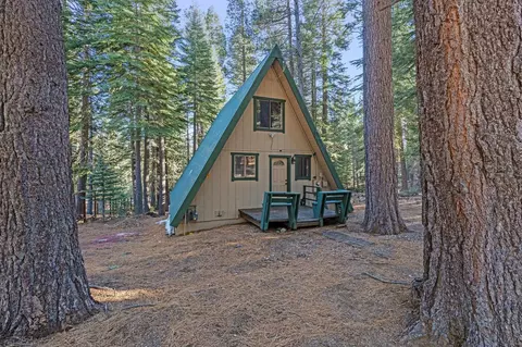 1889 Normuk St, South Lake Tahoe, CA 96150