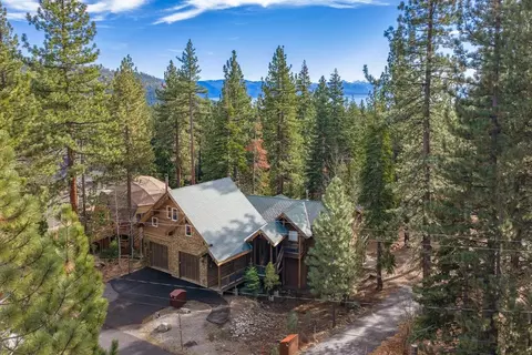 1055 Trent Ln, Kings Beach, CA 96143