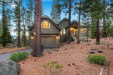 1360 Canterbury Dr, Kings Beach, CA 96143