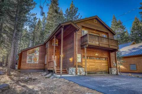 13971 Skiview Loop, Truckee, CA 96161 photo 2
