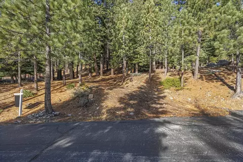 202 Hidden Lake Loop, Olympic Valley, CA 96146 photo 2