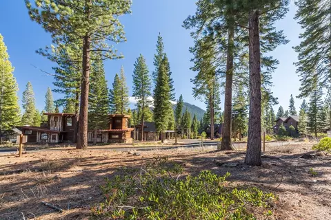 10420 Thunderbird Ct, Truckee, CA 96161 photo 4
