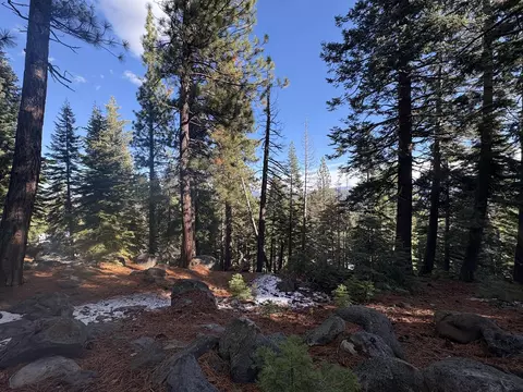 10574 Whitetail Ct, Truckee, CA 96161