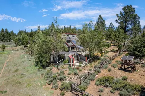 10390 Manchester Dr, Truckee, CA 96161