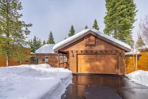 13846 Pathway Ave, Truckee, CA 96161