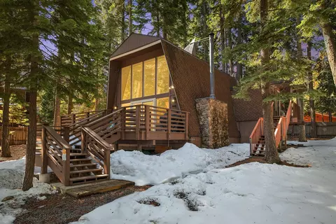 5749 Uplands Rd, Carnelian Bay, CA 96140